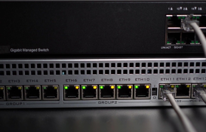 Choose between a Managed and Unmanaged Switch