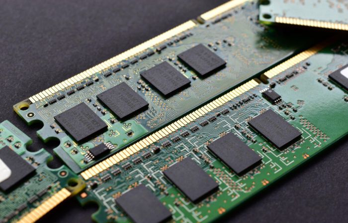 Which DIMMS has Maximum Memory Capacity_
