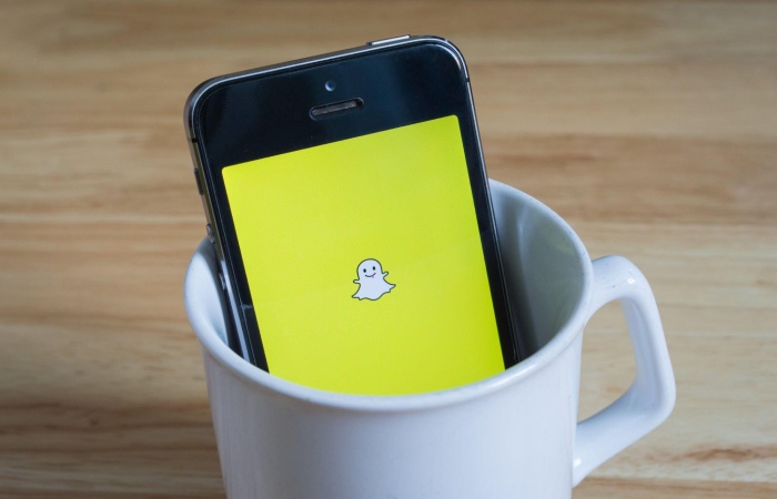 How To Half Swipe On Snapchat