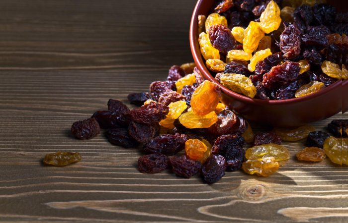 Wellhealthorganic.Com:Easy-Way-To-Gain-Weight-Know-How-Raisins-Can-Help-In-Weight-Gain